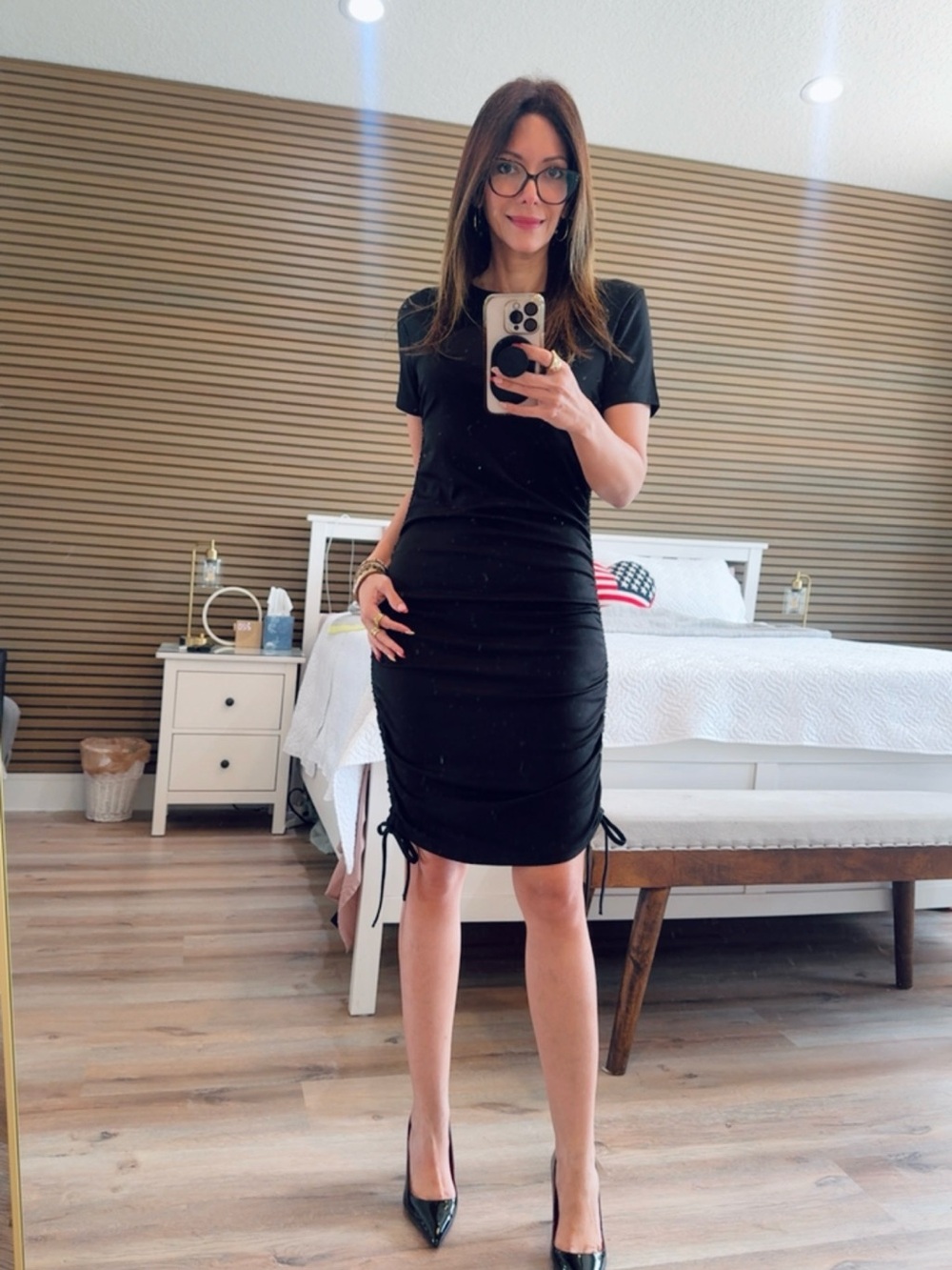SHEIN Black Short-Sleeve Ruched Mini Dress